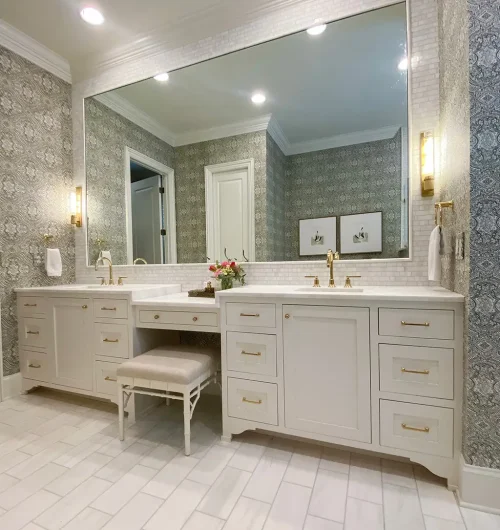 Photo courtesy of Twin Construction 
Designer: Laurie Fulkerson